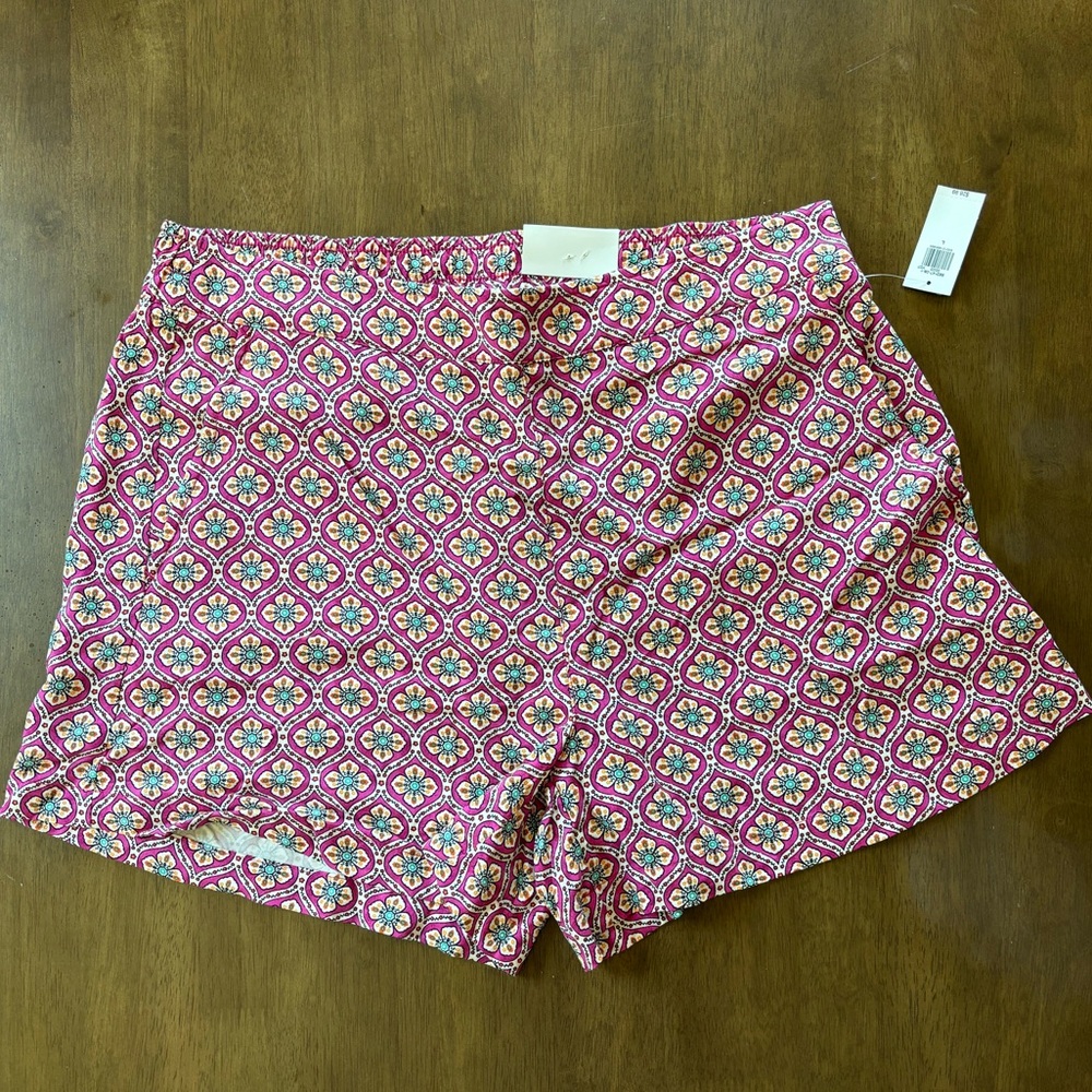 Old Navy Playa High Waisted Shorts - size L